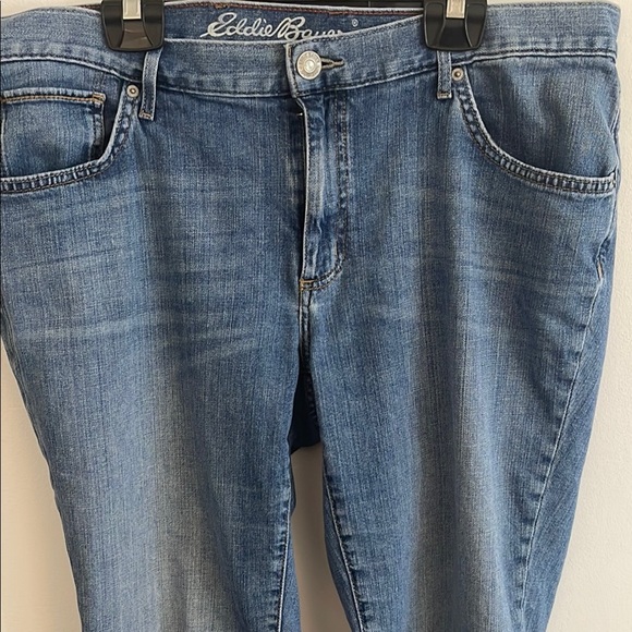 Eddie Bauer Blue Denim Jeans - Picture 5 of 10